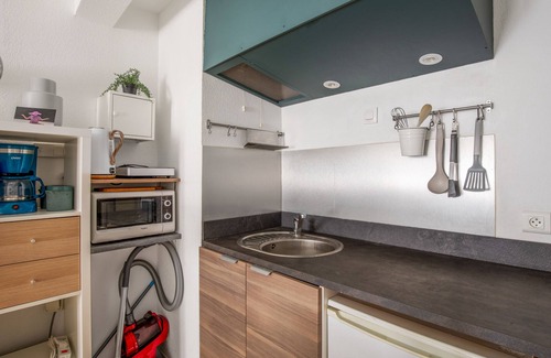 Avignon City Centre Apartment | Studio Coquelicot - Welkeys