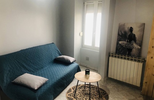 Limoges Apartment | Studio Cosy - DABNB
