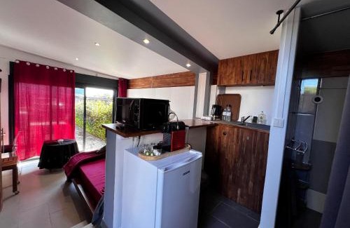 Sainte-Suzanne Apartment | Studio Cosy KAZADALO, Deux Rives - Sainte-Suzanne