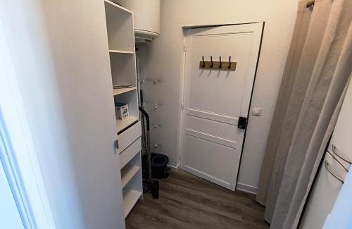 Carhaix-Plouguer Apartment | Studio Cozy Centre