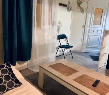 Denain Apartment | STUDIO DENAIN