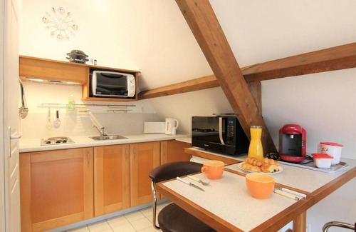 Bonneville-la-Louvet Apartment | Studio du domaine de la Petitière