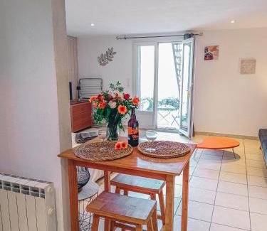 Saint-Montan Apartment | Studio en Ardèche, calme et nature au rendez-vous