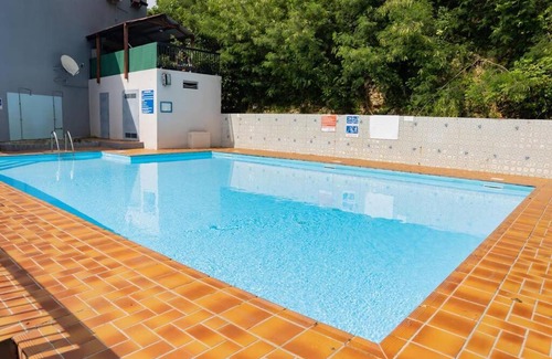 Bas du Fort Apartment | Studio en résidence avec piscine