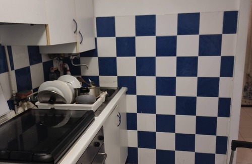 Saint Maurice Apartment | Studio f1 kitchen separate bathroom 200 put streetcar 2 KLM walk