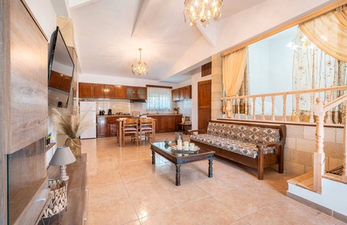 Fanai Apartment | Studio 'Fanes 3' with Mountain View, Wi-Fi and Air Conditioning