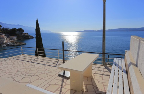 Mimice Apartment | Studio flat near beach Mimice, Omiš (AS-18149-a)