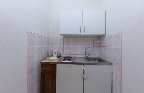 Gradac Apartment | Studio flat with balcony Gradac, Makarska (AS-20041-a)