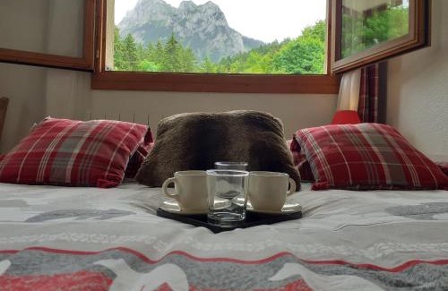 Bernex Apartment | Studio Fondue chocolat, 100m des pistes Wifi fibre, parking privé