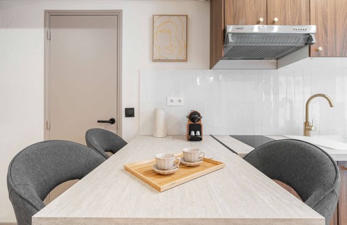 Plaisance Apartment | Studio for 3 people near Montparnasse