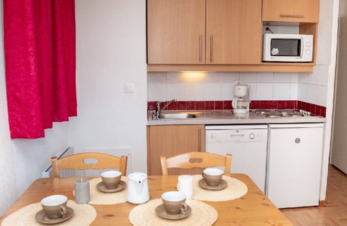 Puy-Saint-Vincent Apartment | Studio for 4 with Balcony & Mountain Views in Puy-Saint-Vincent