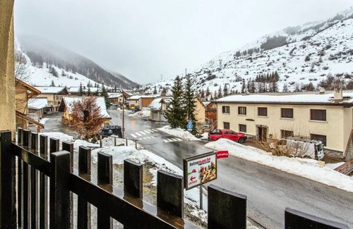Vars Apartment | Studio for 4 people with mountain view terrace in Vars - Studio 4 people with terrace - Selection - Super Home