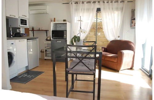 Fuveau Apartment | Studio