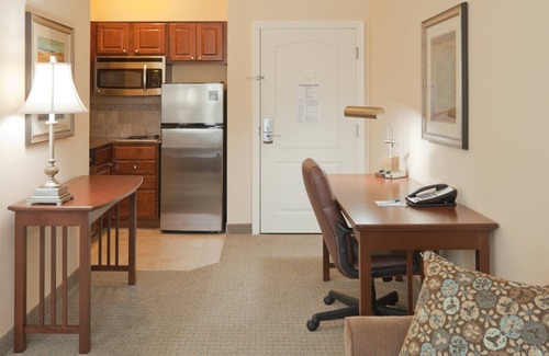 Lafayette Apartment | Studio | Free Breakfast. Indoor Pool. Free Wi-Fi