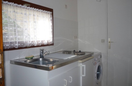 Thomery Apartment | Studio furnished in the forest of Fontainebleau, 2/4 people, Paris, Disneyland.