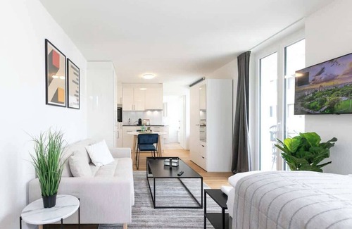 St. Gallen Apartment | Studio Gallusplatz with Parking lot and Balcony