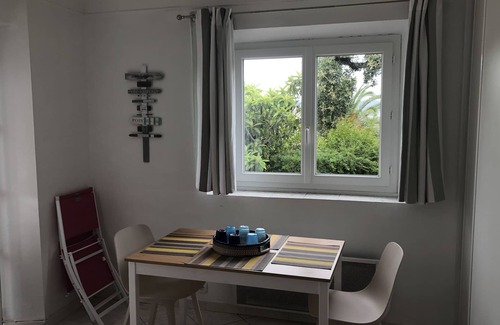La Napoule Apartment | STUDIO GROUND FLOOR IN VILLA