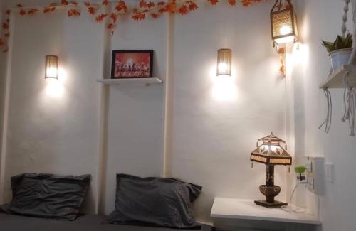 Khar Apartment | Studio ground floor khar