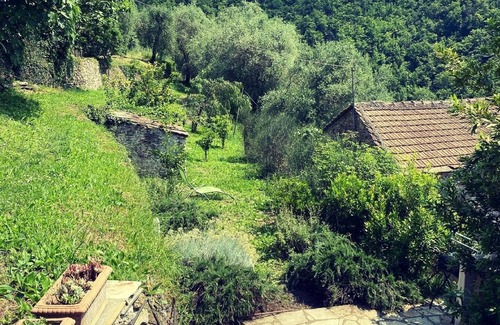Borghetto d'Arroscia Apartment | Studio in a quiet rustico near the beaches