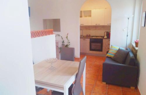 Moncucco Torinese House | Studio in Astigiana Hills with Wine & Views