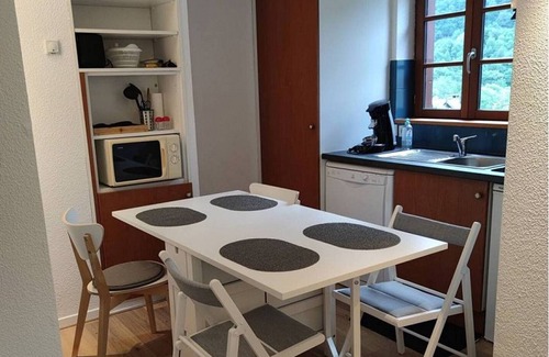 Cauterets Apartment | Studio in Cauterets with pool and pets allowed