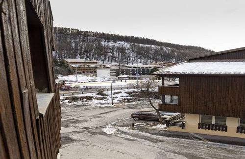 Allos Apartment | Studio in France near Ski Resort & Mountains