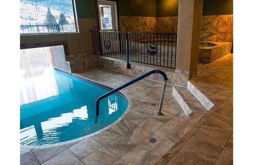 Granby Condo | Studio in Granby. Near Grand Lake & Rocky Mtn National Park. Pool & HotTubs 213