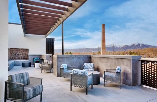 Millcreek Apartment | Studio in new building W/Patio+Free Parking + Pool