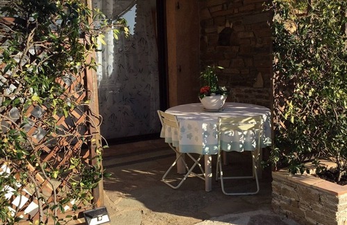 Cavaliere Apartment | Studio in provencal house with swimming pool very quiet secure house
