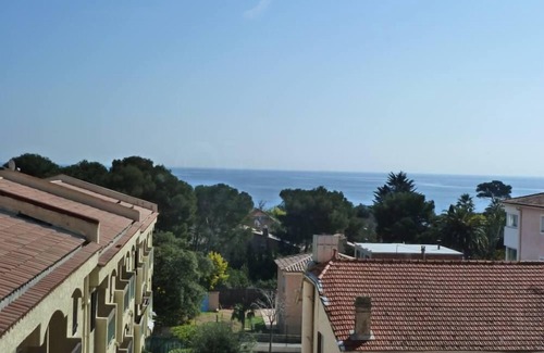 Saint-Aygulf Apartment | STUDIO in Saint Aygulf sea view 300 m from the beach 2 people