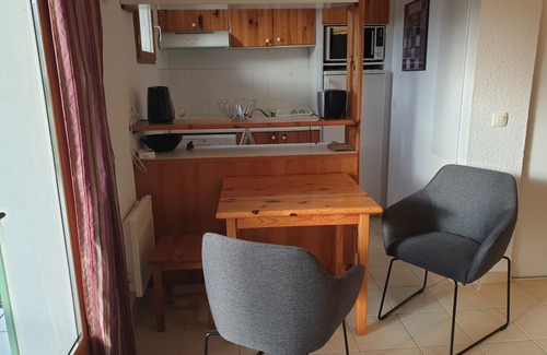 Montbrun-les-Bains Apartment | Studio in the residence le hameau des sources
