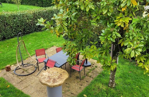 Poullaouen House | Studio in the heart of the Monts d'Arrés, 1 hour from the sea and the most beautiful beaches.