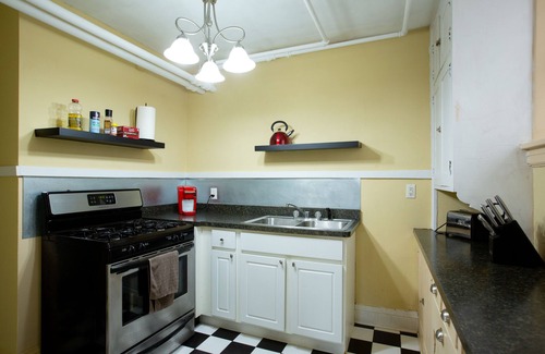 Powderhorn Condo | Studio in the heart of the city