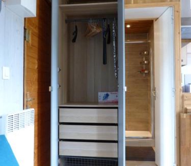 La Garde Apartment | studio la garde virage 16