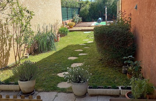 Cavaillon Apartment | Studio les Myosotis
