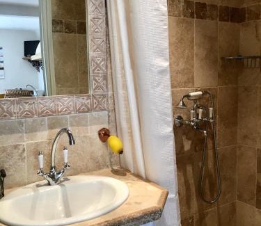 Comps-sur-Artuby Apartment | Studio Lou Rigaou