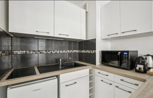Carrieres-sous-Poissy Apartment | Studio Lumineux et confortable parking