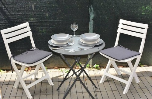 Blagnac Apartment | STUDIO´MARCEL*FIBRE*TRAM*PARKING*JARDIN*AUTO24/24*