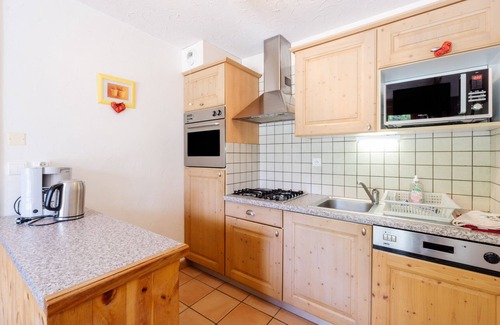 Valloire Apartment | Studio 'Myosotis' with Mountain View, Shared Terrace and Wi-Fi