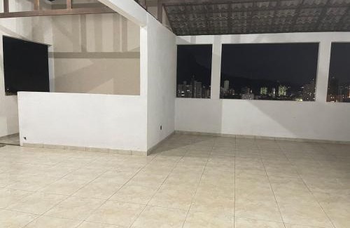 Alto Esplanada Apartment | Studio na area central com ar condicionado, banheiro privado