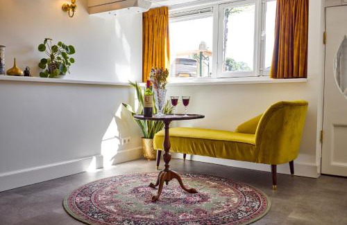 Amstelveld Apartment | Studio next to Skinny Bridge near Rembrandtsquare