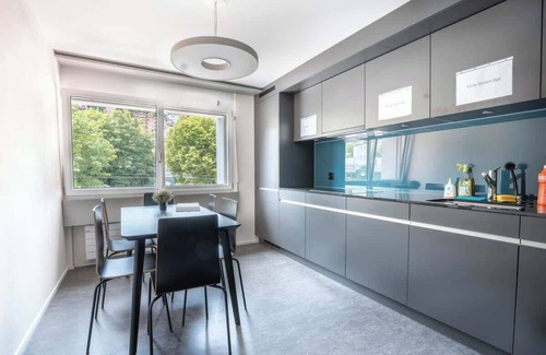 St. Gallen Apartment | Studio noval green (4) with shower (plus kitchen for shared use)