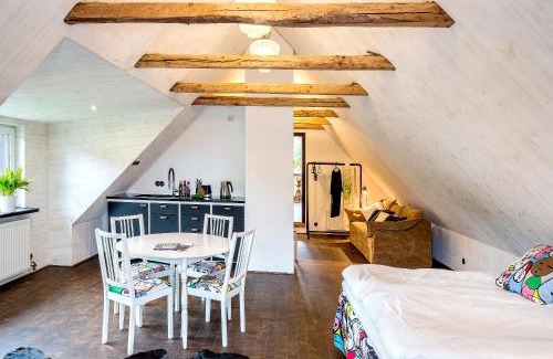 Sankt Olof Apartment | Studio på loftet i Sankt Olof