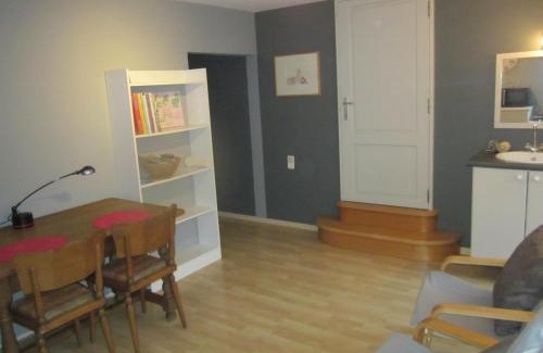 Lobbes Apartment | Studio privatif au centre de Lobbes