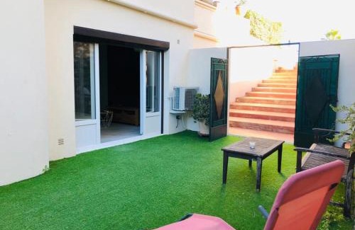 Mandelieu-la-Napoule Beach Apartment | Studio standing bord de mer