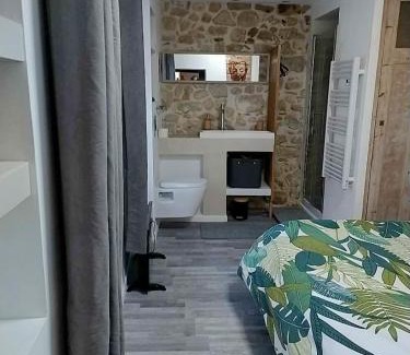 Montfrin Apartment | Studio T2 Montfrin Pont du Gard