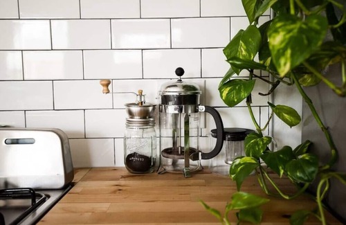 Veterans Park House | Studio Taft - A Boutique Escape!