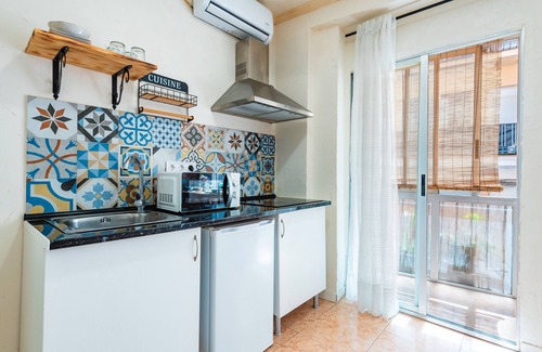 Burriana Apartment | Studio 'Tajmahal Precioso Loft' with Balcony, Wi-Fi and Air Conditioning