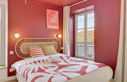 Metz Apartment | Studio - Terracotta - Netflix