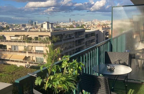 Meudon Apartment | Studio Terrasse VUE SUR Seine A 20 min de Versailles et de la Tour Eiffel